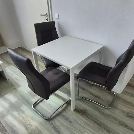 شقة We1 Apartment-wifi-smarttv-free Parking *